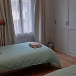 D'hotes Nilautpala Dreams Alojamento de Acomodação e Pequeno-almoço