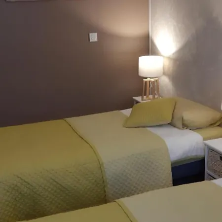 D'hotes Nilautpala Dreams Bed & Breakfast *